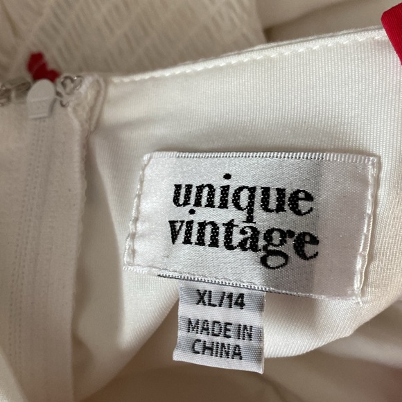 Unique Vintage Golightly Dress in cherry print - Picture 4 of 5